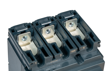 FPC-26- N- 100-ML6/3P 100А Ir=0,4-1,0In, Isd=1,5-10Ir, Ii=1500A Tsd=0,1-0,4c 50кА MCCB селективный ML6